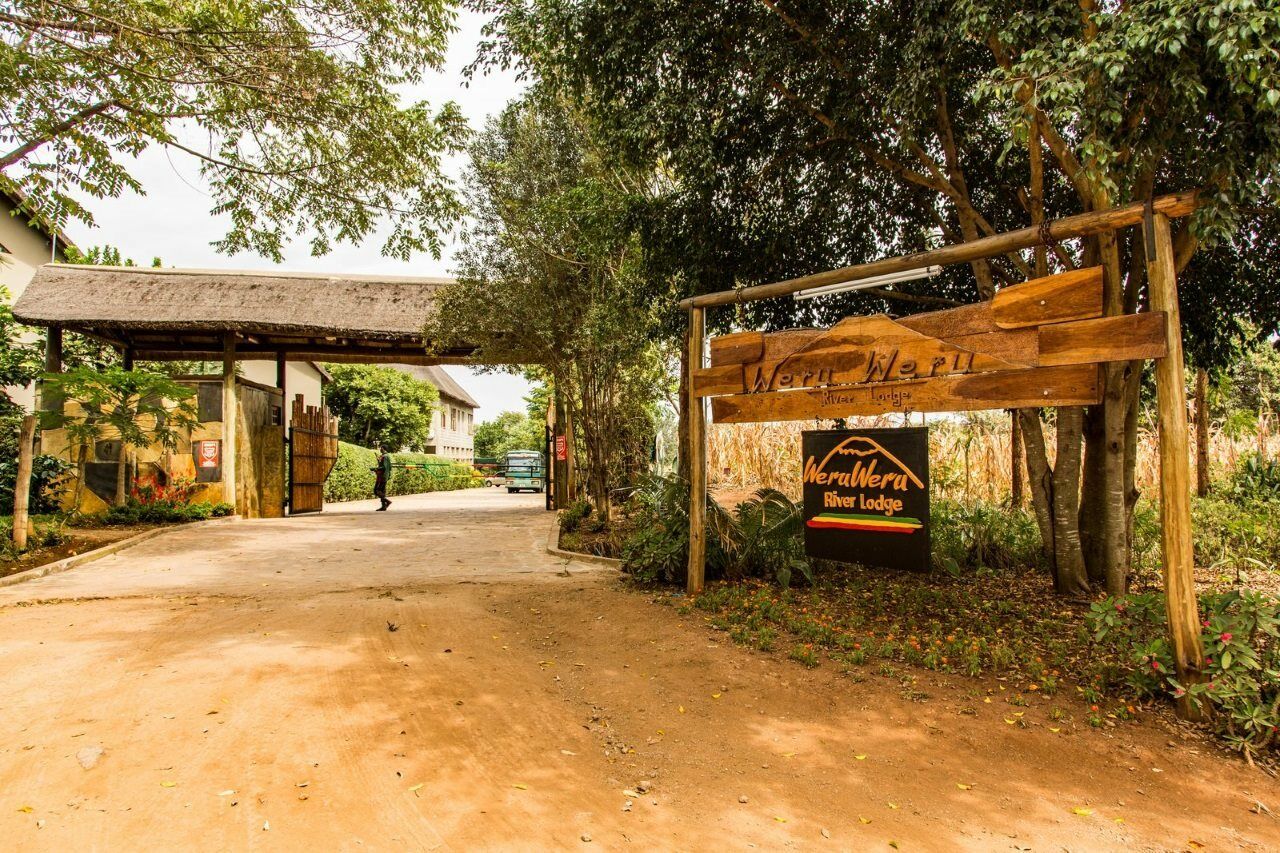 Weru Weru River Lodge Екстериор снимка