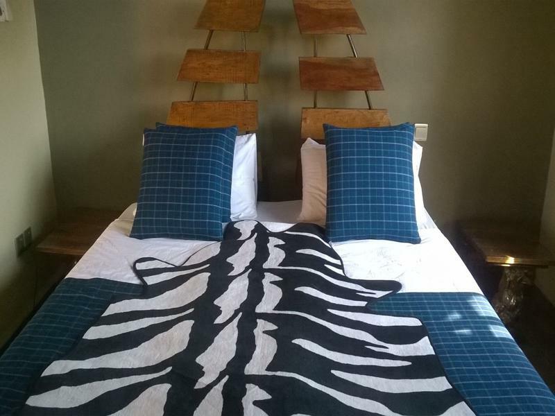 Weru Weru River Lodge Екстериор снимка